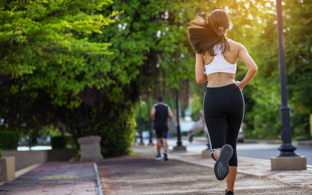 Practicar deporte en verano: Cinco consejos a tener en cuenta